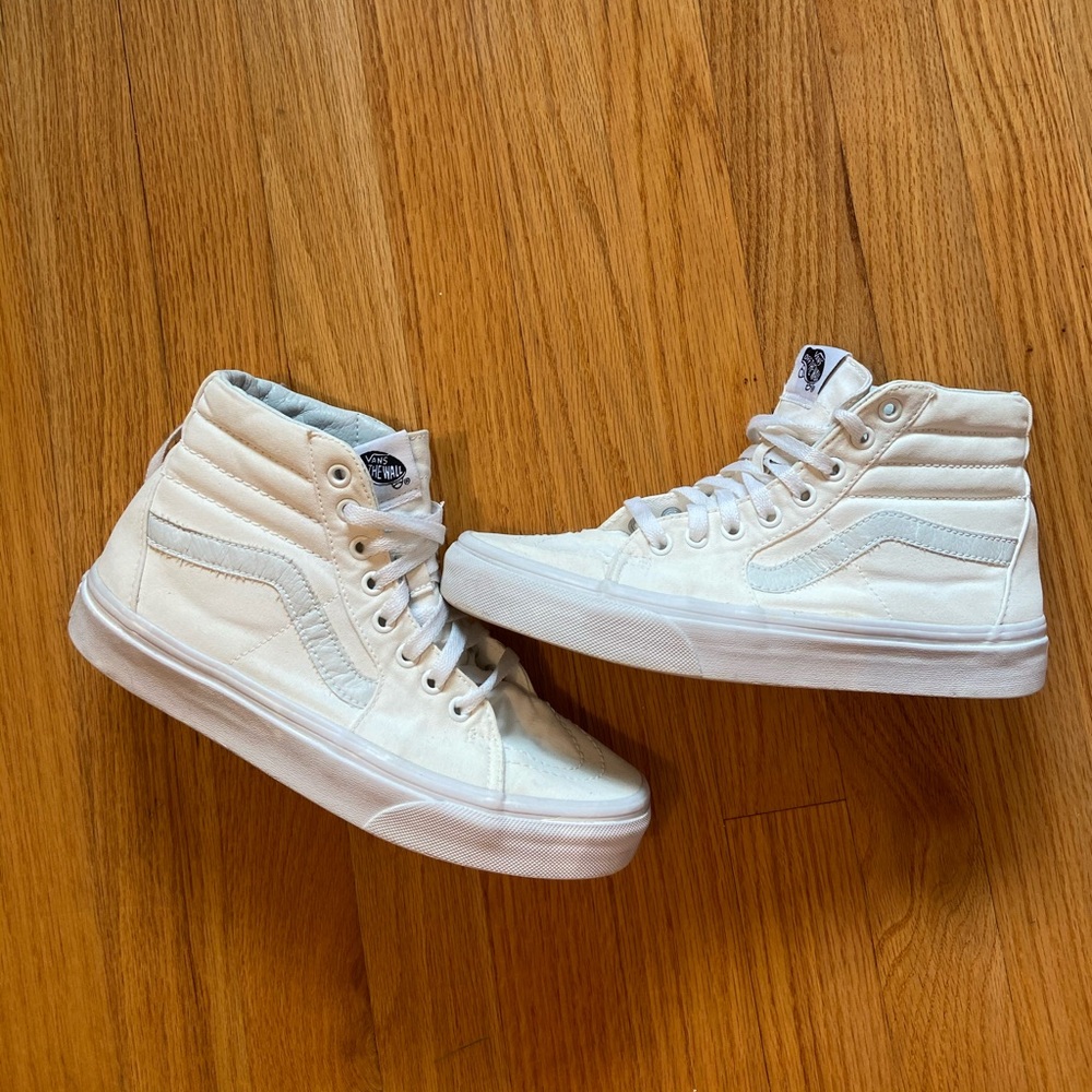 Women’s white hi top vans